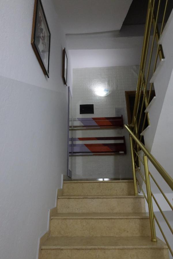 Sonche Hostel 地拉那 外观 照片