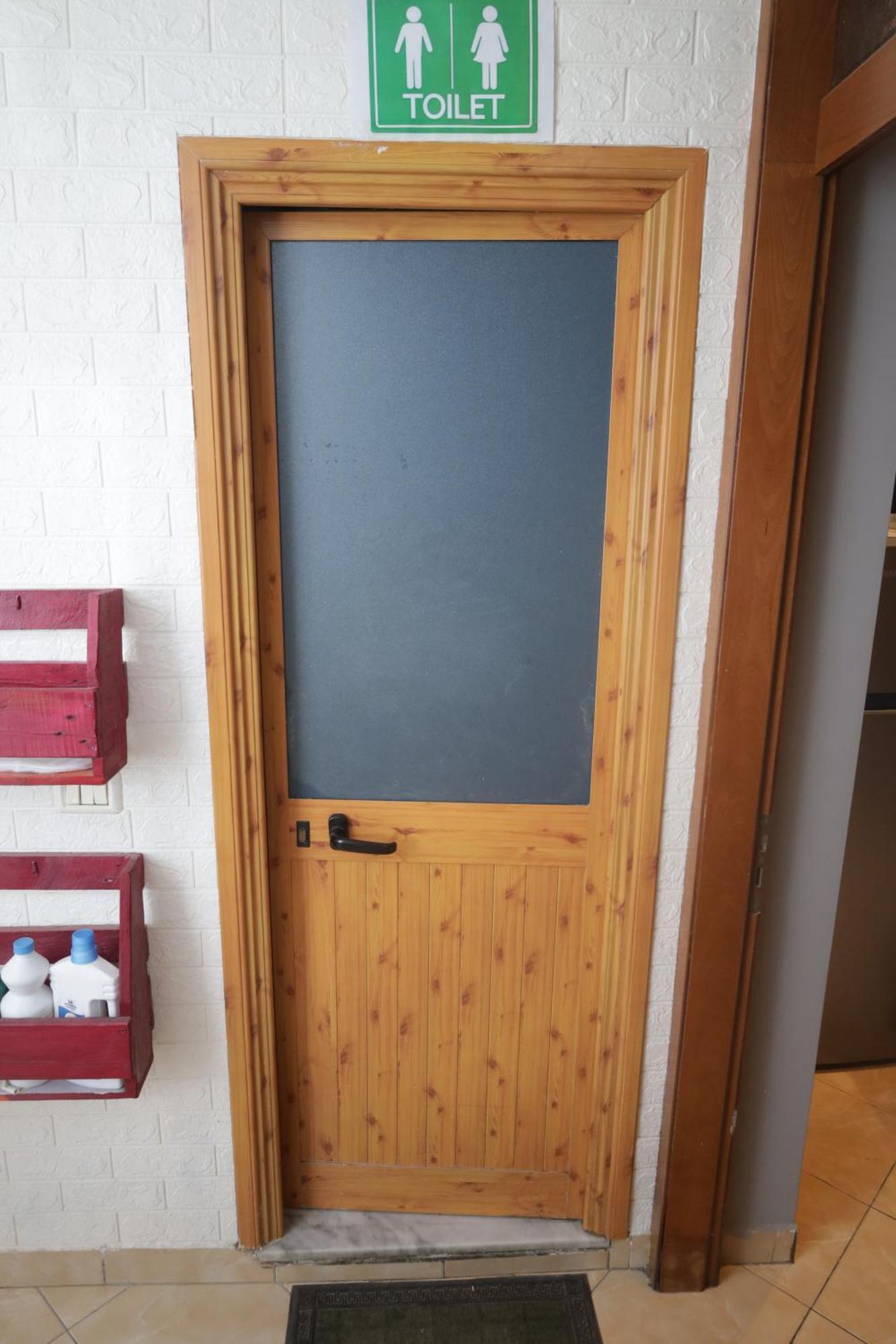 Sonche Hostel 地拉那 外观 照片